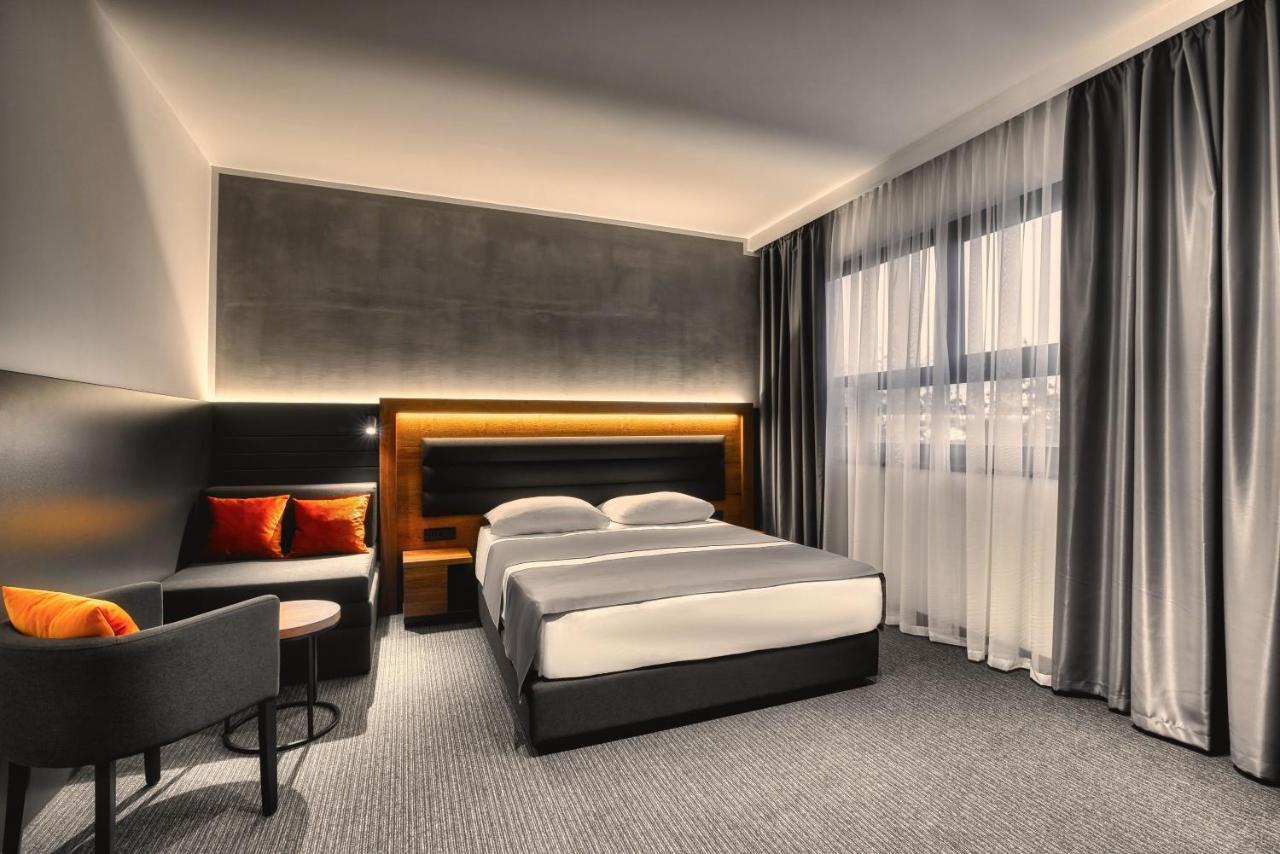 Aristos Hotel 4*